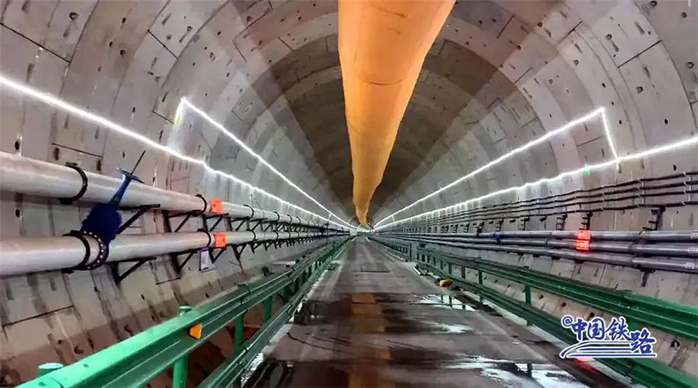 Terowong HSR Segmen Guangdong dalam Pembinaan