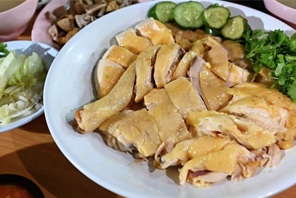 Nasi Ayam Hainan Disambut Hangat di Asia Tenggara