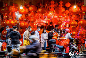 Ambang TBC, Fuzhou Meriah Dihiasi Warna Merah