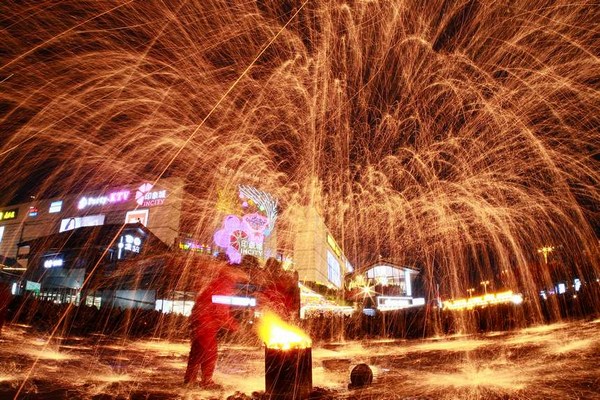 Guizhou Sambut TBC dengan Persembahan Warisan Budaya Tidak Ketara