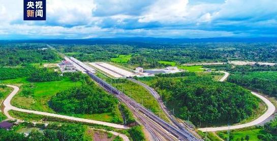 Kereta Api China-Laos Hantar lebih 10 Juta Penumpang