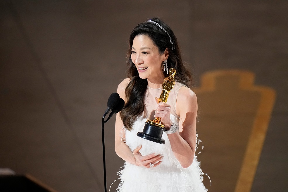 Michelle Yeoh Menang Oscar, Lakar Sejarah