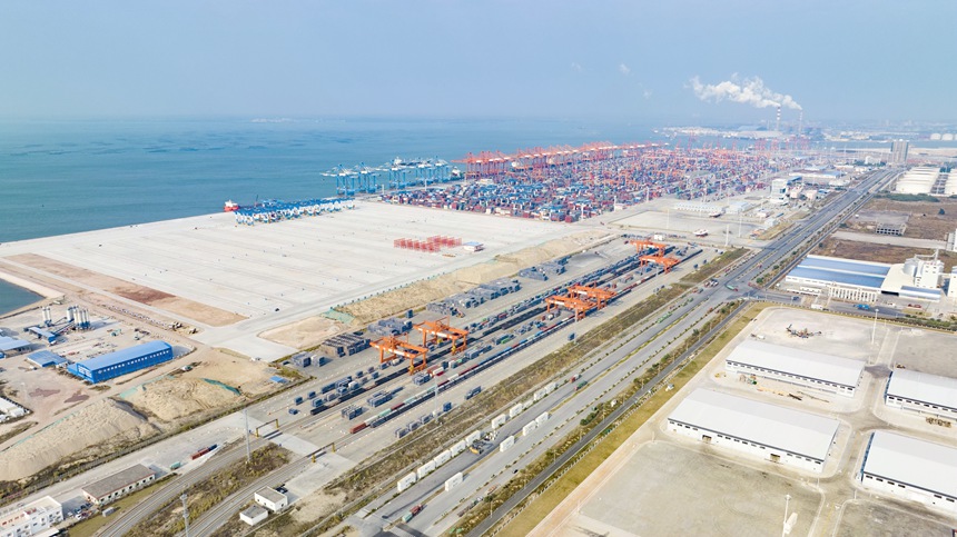 120,000 TEU Kargo Diangkut Koridor Darat-Laut Baharu sejak Awal Tahun