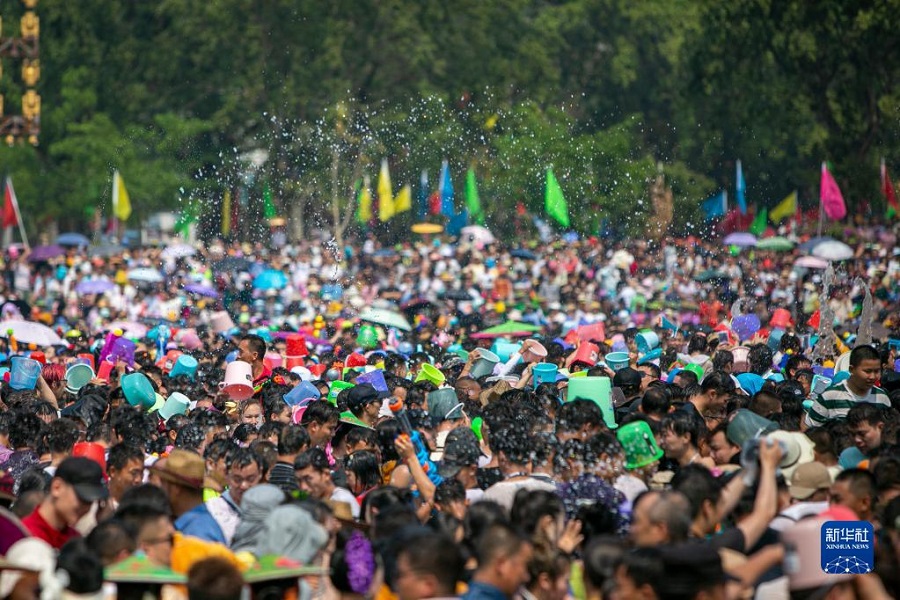 Pesta Songkran Disambut Meriah di Yunnan