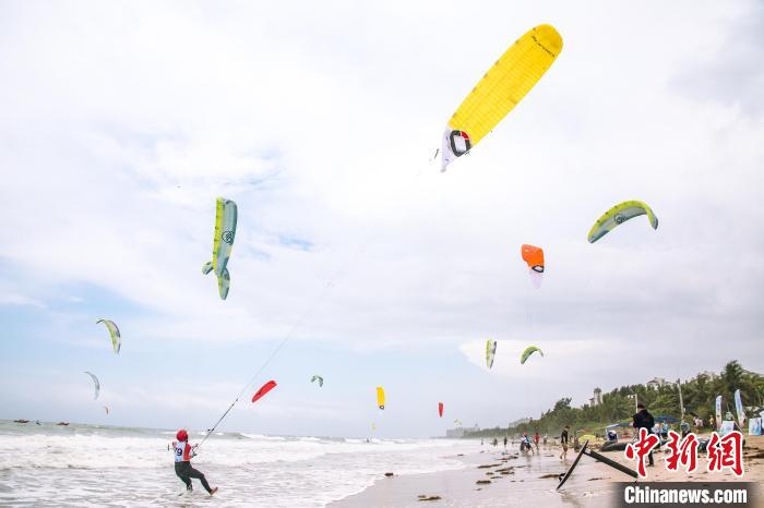 Kejohanan Luncur Layang-layang Kebangsaan 2023 Buka Tirai di Hainan