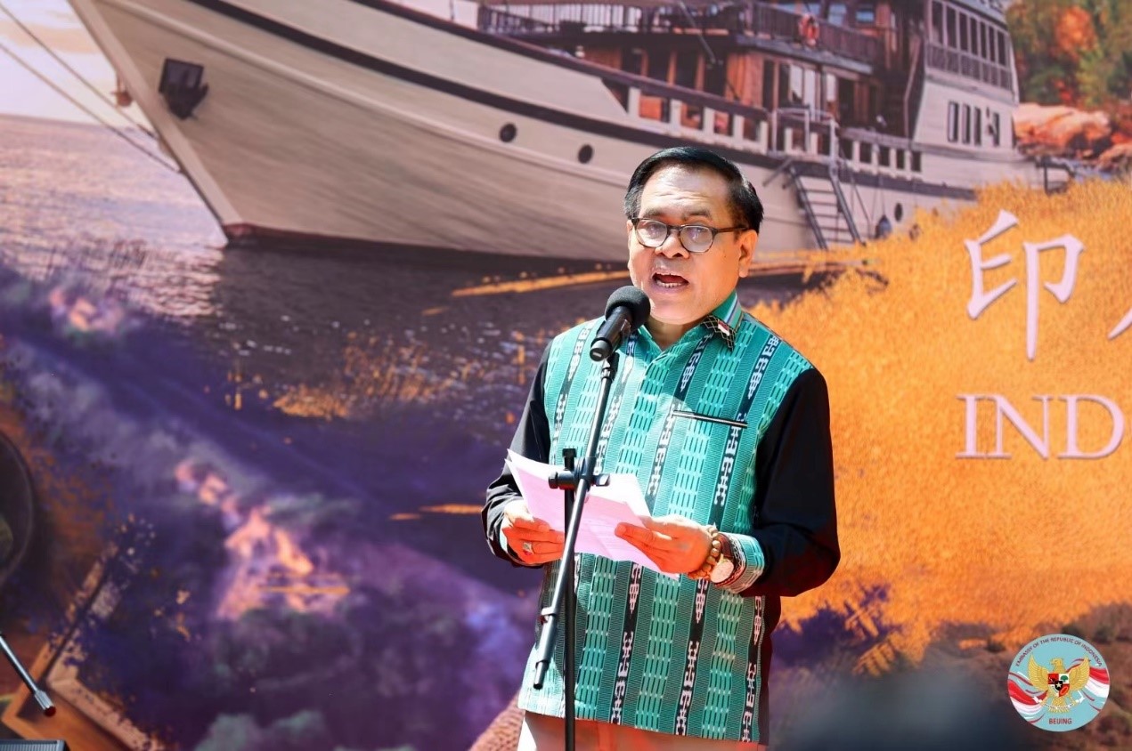 Duta Besar Indonesia ke China, Djauhari Oratmangun memberi ucapan perasmian. (Foto ihsan Kedutaan Besar Republik Indonesia di China)