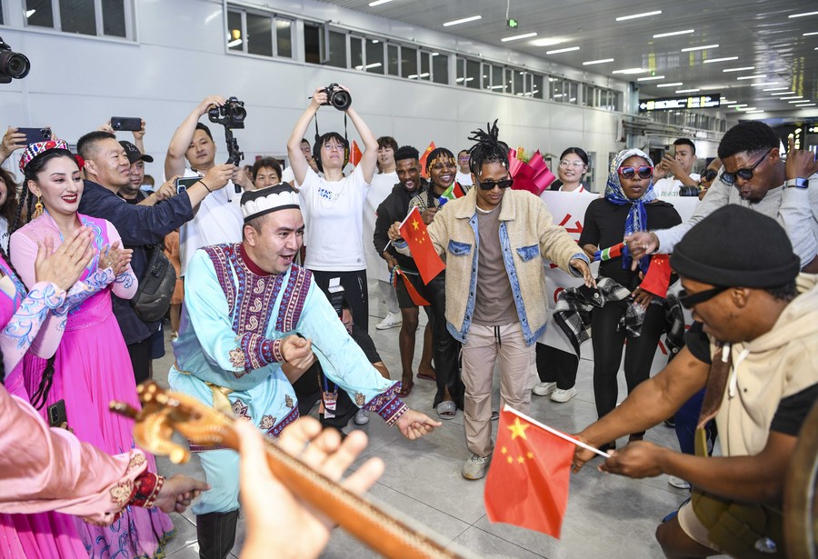 Festival Tarian di Xinjiang Dorong Pertukaran Budaya