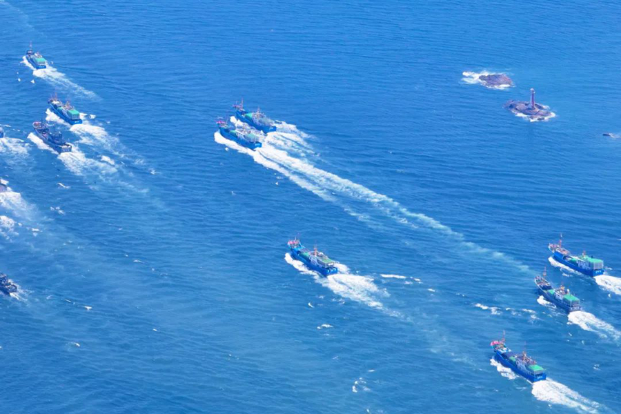 Musim Memancing Mula, Ribuan Bot Nelayan Turun ke Laut