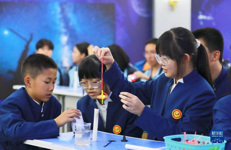 Sesi Ke-4 “Kuliah Tiangong” Diadakan dengan Jayanya
