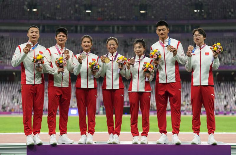 Tak hampa menanti: Tujuh Atlet China Terima Pingat Olimpik