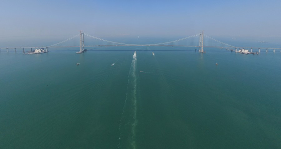 Lebuh Raya Rentas Laut Baharu China Hampir Siap