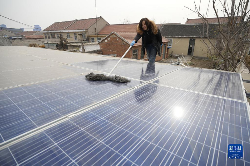 “Fotovolta + Elektrik” Bantu Penduduk Luar Bandar Hadapi Musim Sejuk