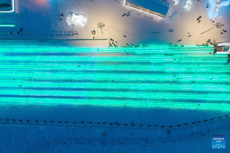 Gelongsor Ais 521 Meter Jadi Tarikan Utama Dunia Ais dan Salji Harbin