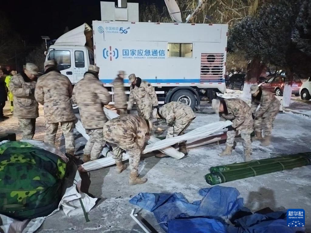 Gempa Xinjiang: Barang Bantuan Disalur ke Kawasan Bencana
