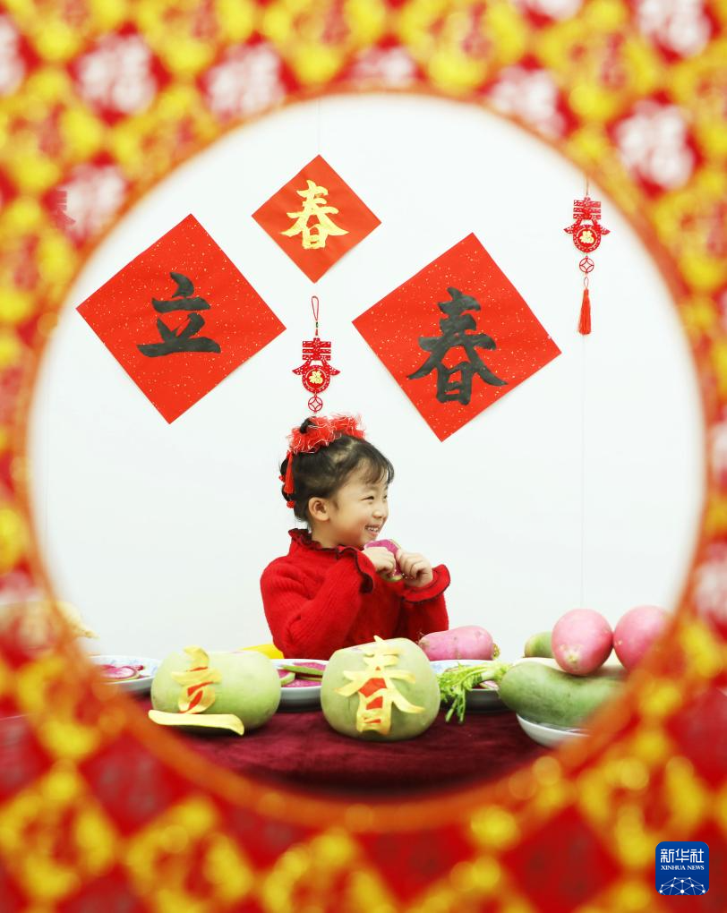 Seluruh China Sambut Hari Lichun dengan Pelbagai Amalan
