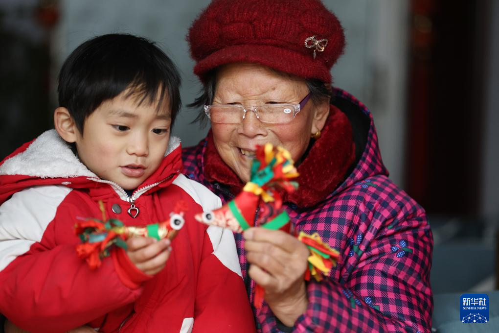 Seluruh China Sambut Hari Lichun dengan Pelbagai Amalan