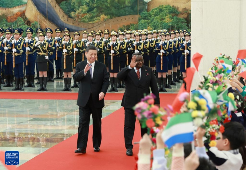 Xi Adakan Rundingan dengan Presiden Sierra Leone