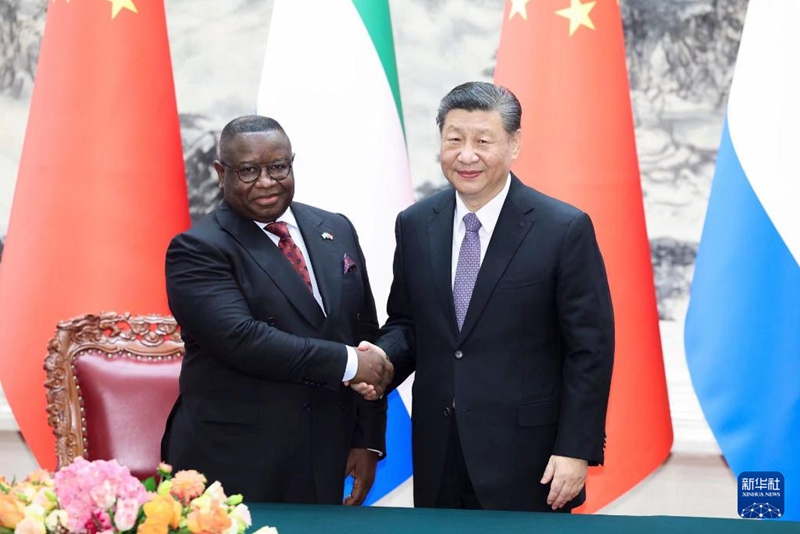 Xi Adakan Rundingan dengan Presiden Sierra Leone