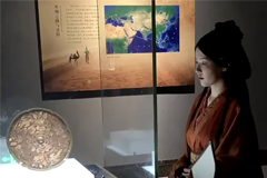 Trend Pakai Baju Tradisional di Muzium Tular di Luoyang