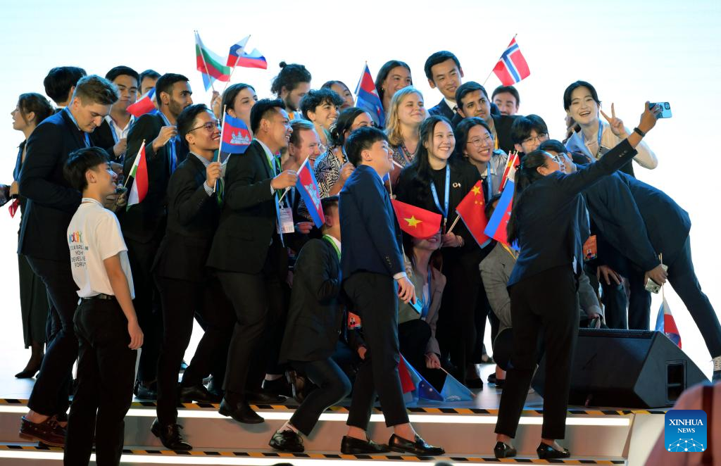 2,000 Belia Sertai Forum Pembangunan Belia Dunia di Beijing