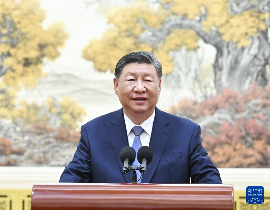 Xi Bertemu Mesra dengan Kontinjen China untuk Sukan Olimpik Musim Panas Ke-33