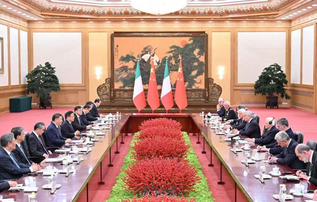 Presiden Xi Bertemu Presiden Itali Mattarela