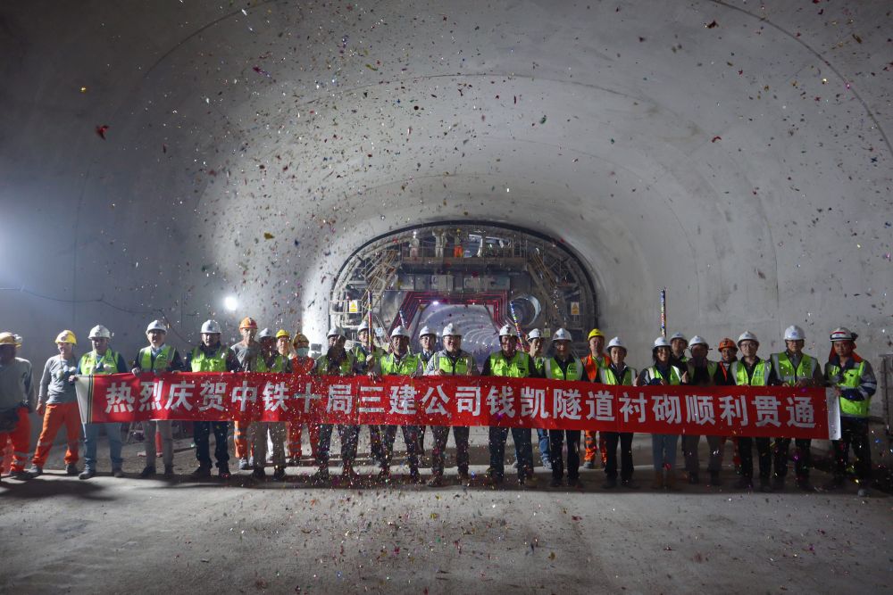 Dari Chancay ke Shanghai, Koridor Darat-Laut Baharu Curi Tumpuan Global