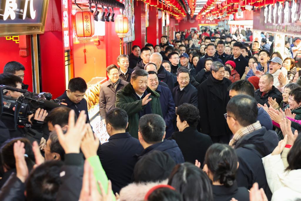 Xi Lakukan Tinjauan di Bandar Shenyang