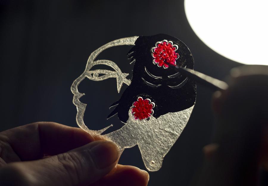 Wayang Bayang Tradisional Hidup Semula di Sichuan