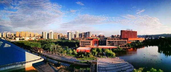 Pemandangan kampus Universiti Chongqing. (Foto ihsan penganjur)