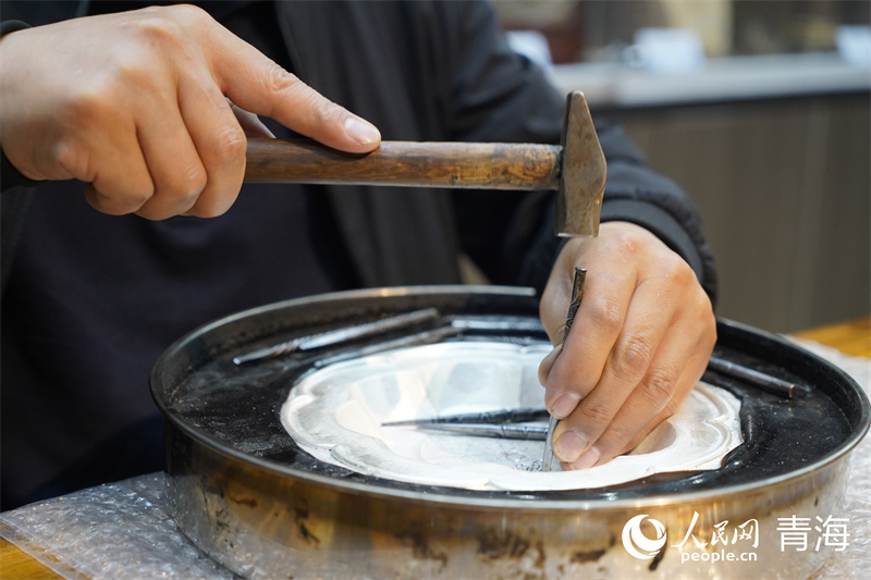Artisan Xining Jadikan Warisan Budaya Sebagai Sebahagian Daripada Kehidupan Moden