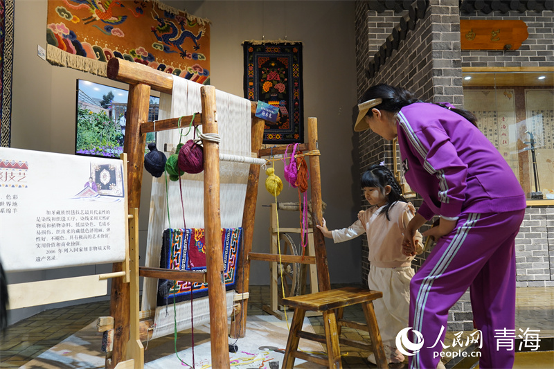Artisan Xining Jadikan Warisan Budaya Sebagai Sebahagian Daripada Kehidupan Moden