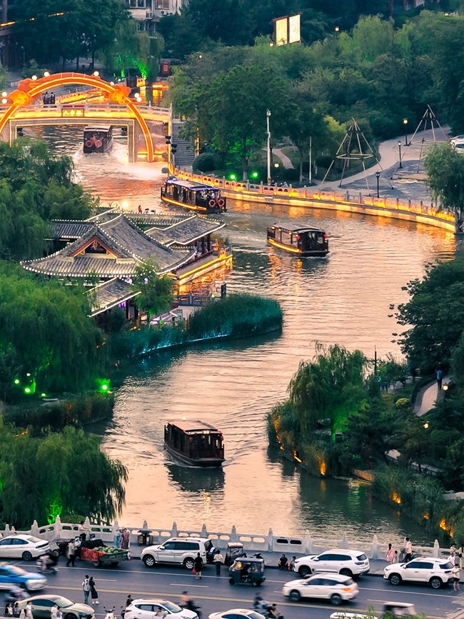 Kaifeng Ubah Sungai Bianhe, Jadi Destinasi Popular
