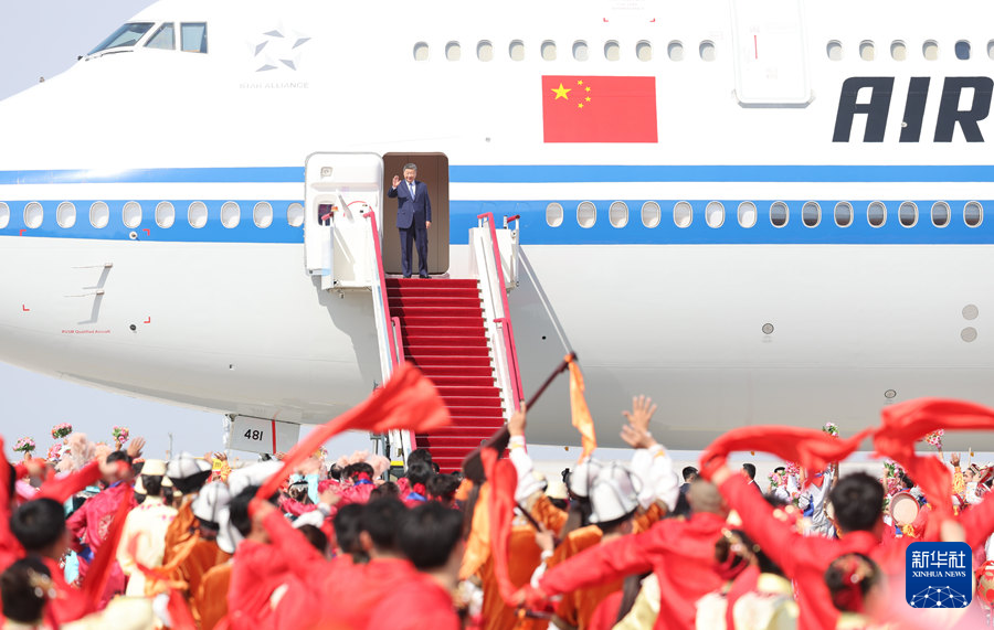 Xi Tiba di Urumqi