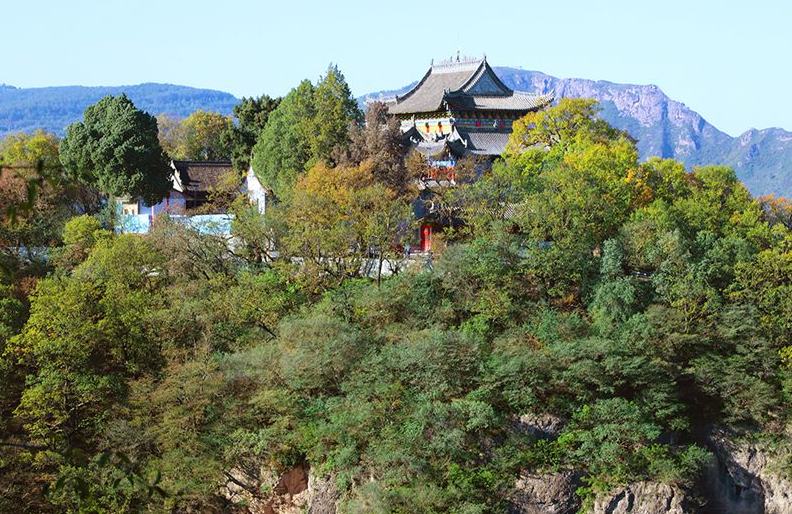 Warna-warni Musim Luruh Litupi Kawasan Pemandangan Gunung Kongtong di Gansu
