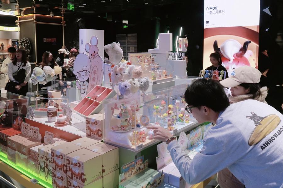 Jenama Permainan Ditempatkan di Kawasan Utama di Pusat Beli-belah China