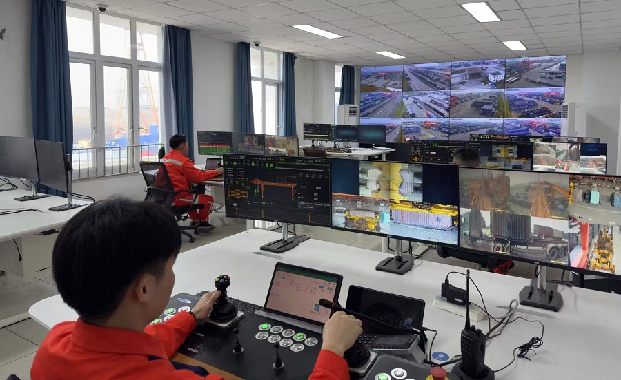 Pelabuhan Qinzhou Pecah Rekod Kendalian Kontena