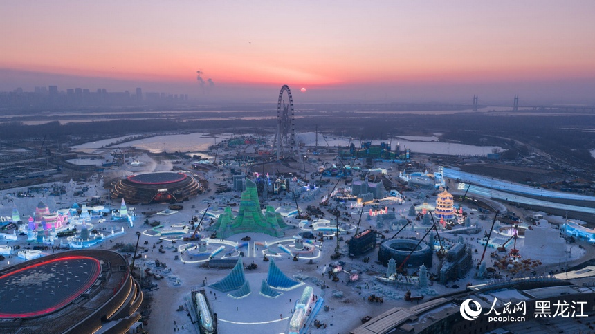 Taman Tema Ais, Salji Terbesar Dunia Bakal Buka di Harbin