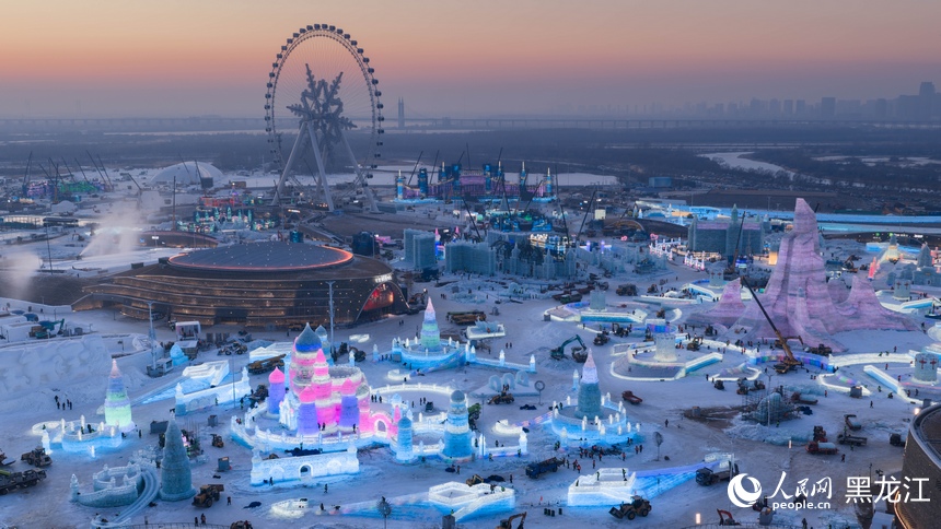 Taman Tema Ais, Salji Terbesar Dunia Bakal Buka di Harbin