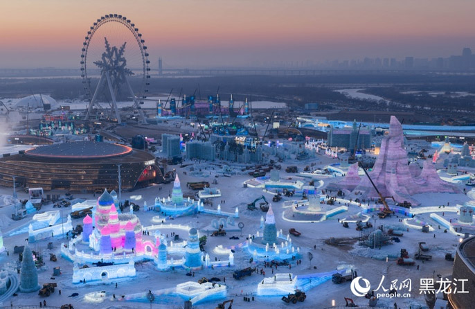 Taman Tema Ais, Salji Terbesar Dunia Bakal Buka di Harbin