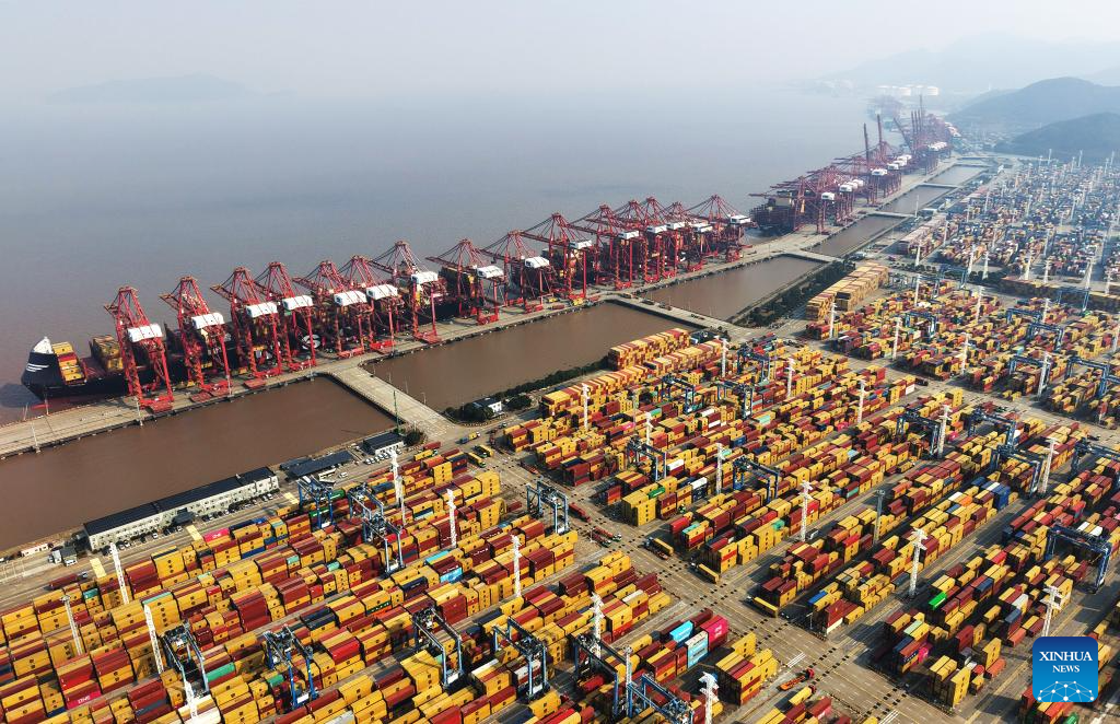 Jumlah Pengendalian Kargo di Pelabuhan Zhoushan Pertahankan Tangga Teratas di Dunia