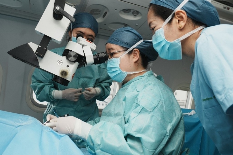 Hospital Pesawat China Tawar Perubatan Percuma di Laos