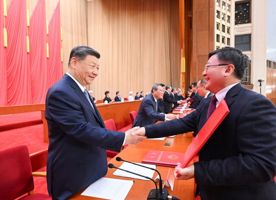 Xi Seru Usaha Pacu Pemodenan melalui Inovasi Teknologi