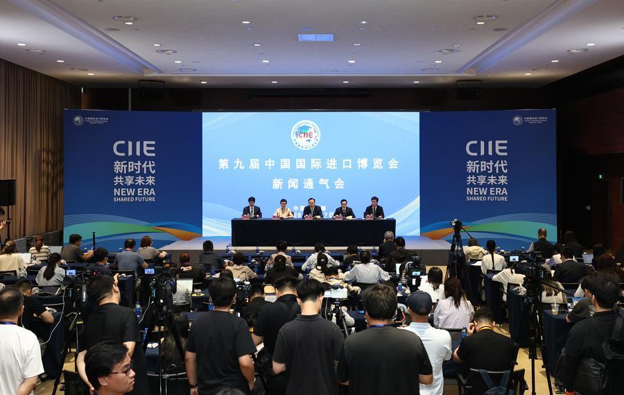 Foto bertarikh 27 Julai 2026 ini menunjukkan taklimat media Ekspo Import Antarabangsa China (CIIE) ke-9 di Pusat Pameran dan Konvensyen Negara (Shanghai), tapak utama CIIE ke-9, di Shanghai, timur China. (Xinhua/Fang Zhe)