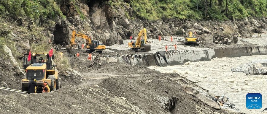 Bantuan Kecemasan, Pembersihan Sedang Berjalan Susulan Tanah Runtuh Xizang