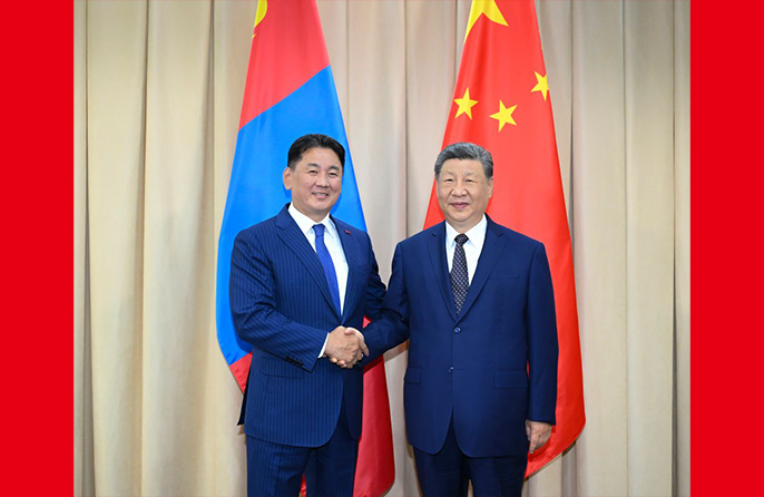 Xi Jinping Bertemu dengan Ukhnaa Khurelsukh